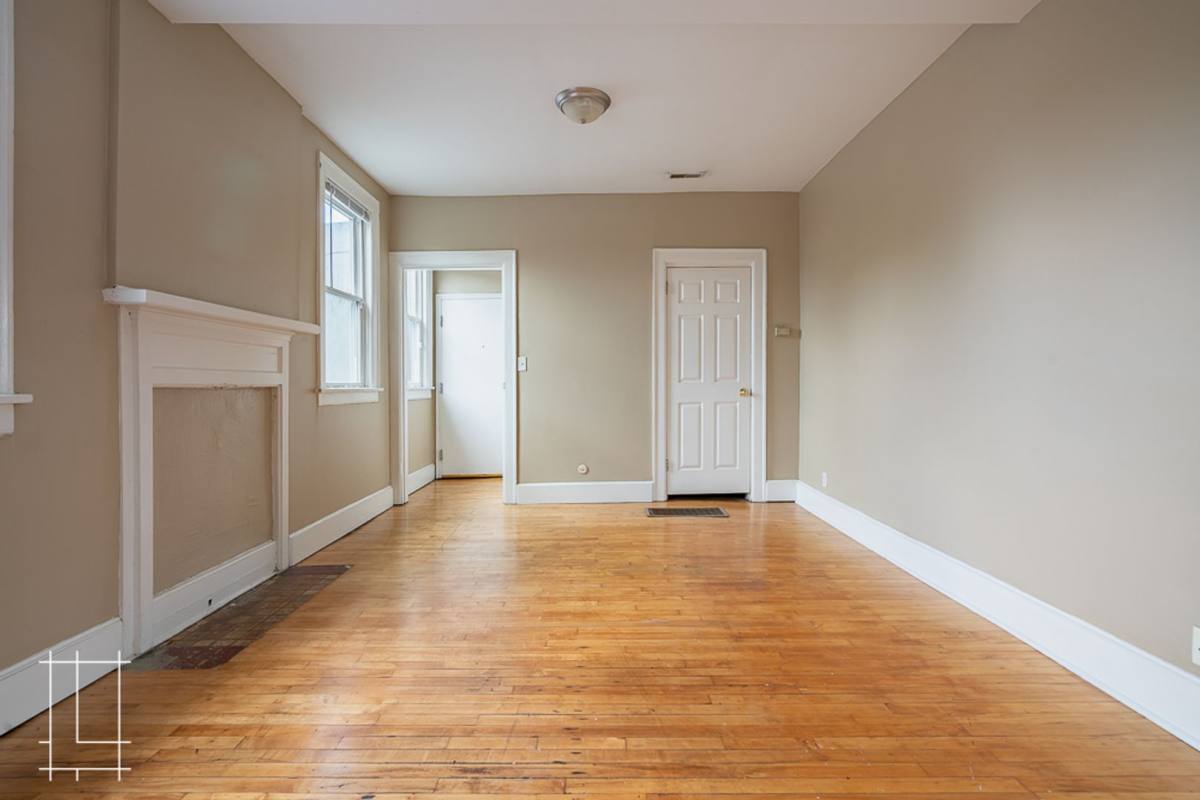 Apartment for rent at 2487-2491 Summit St, Columbus, OH 43202