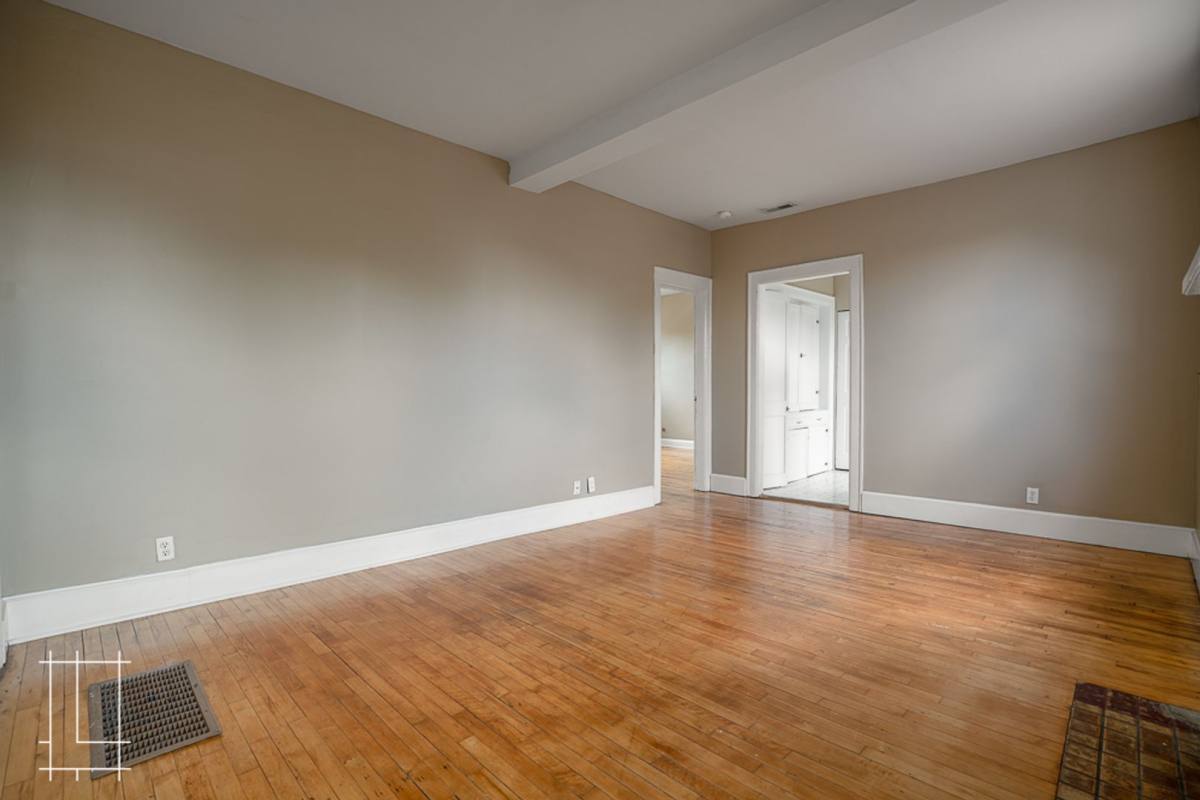 Apartment for rent at 2487-2491 Summit St, Columbus, OH 43202