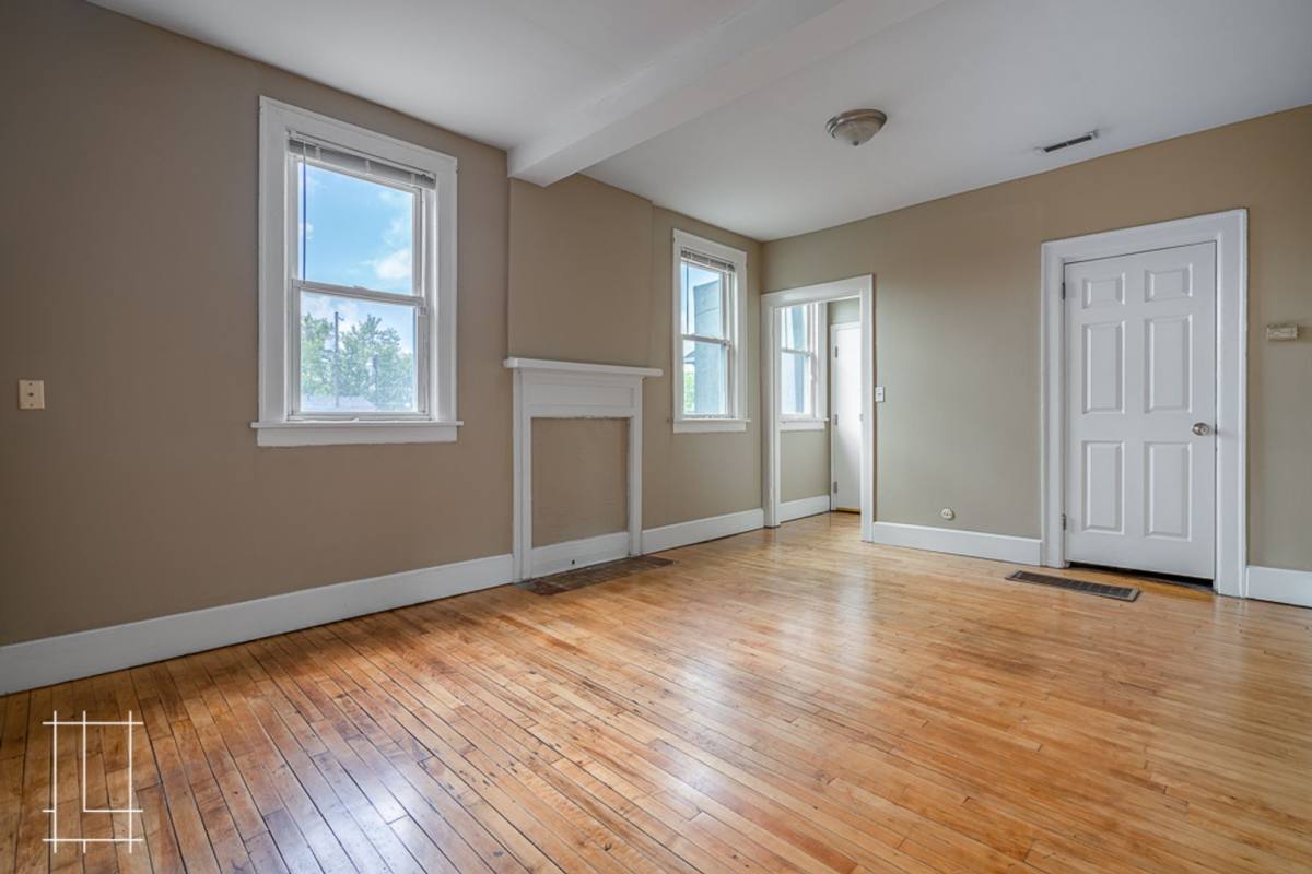 Apartment for rent at 2487-2491 Summit St, Columbus, OH 43202
