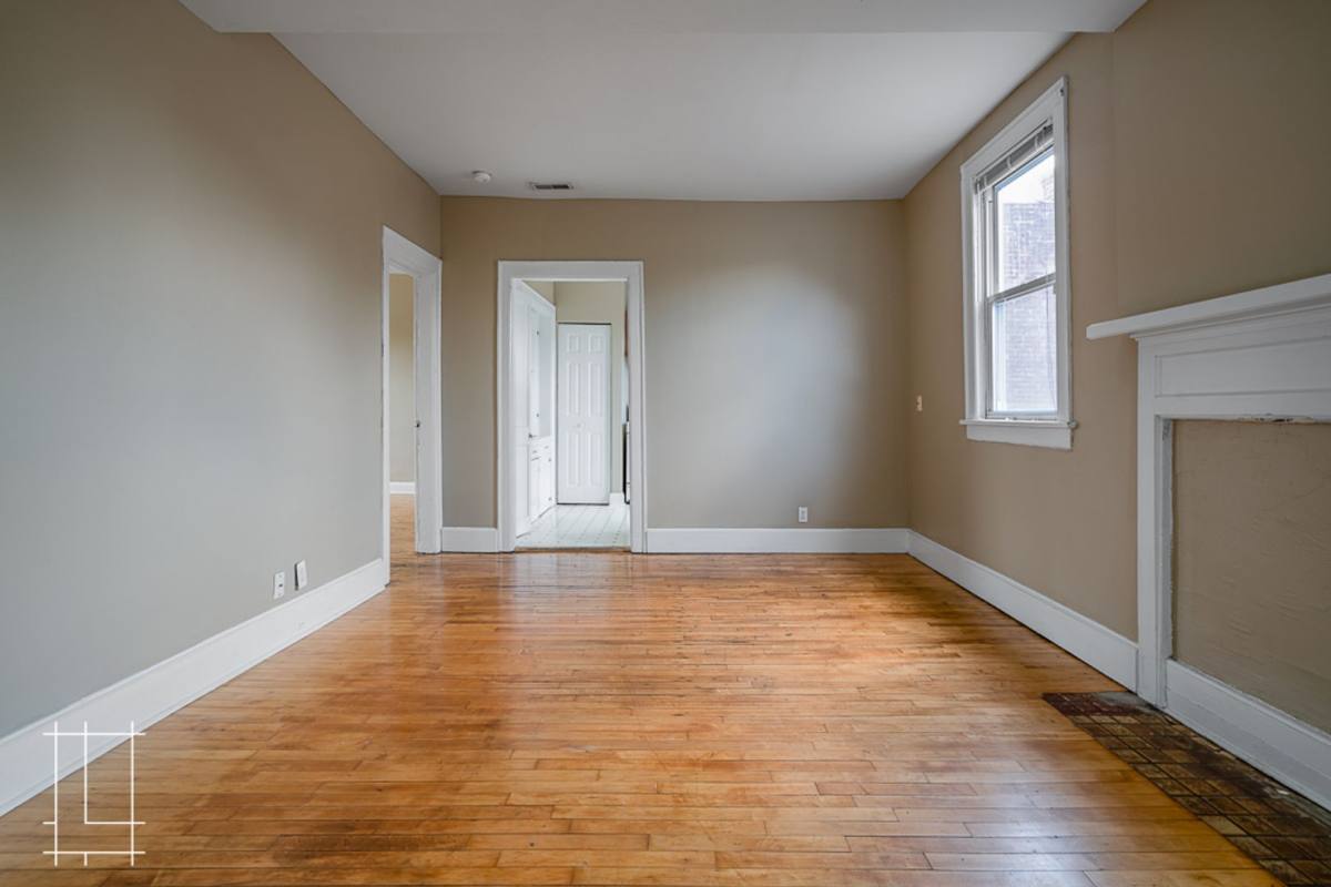 Apartment for rent at 2487-2491 Summit St, Columbus, OH 43202