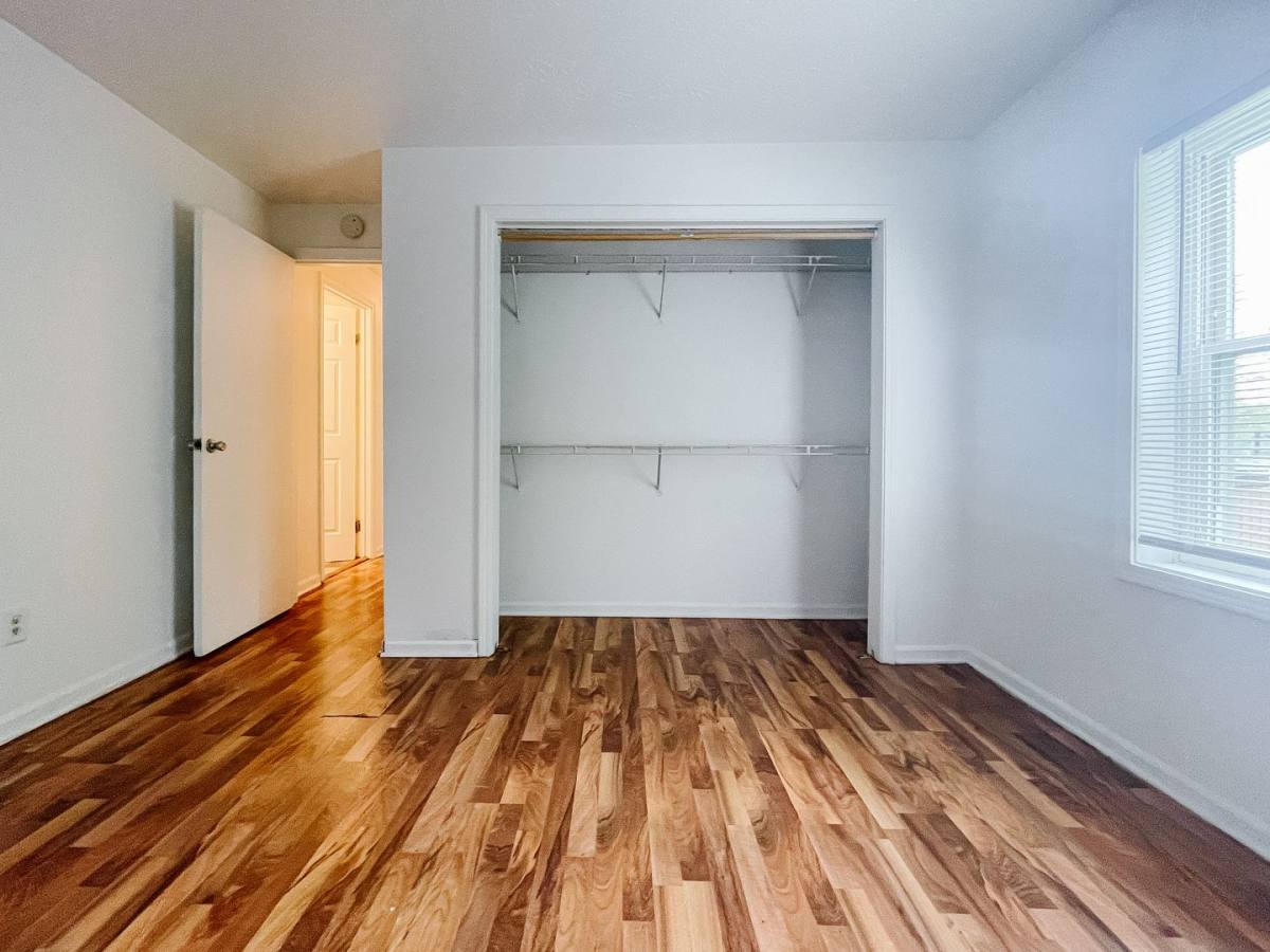 Apartment for rent at 114 E 8th St, Muncie, IN 47302