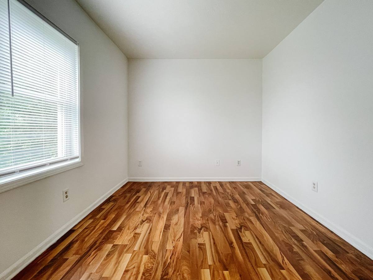 Apartment for rent at 114 E 8th St, Muncie, IN 47302