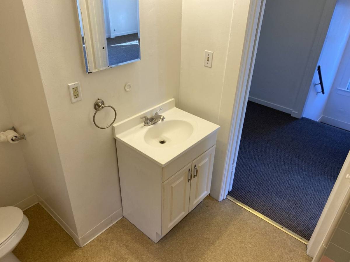 Apartment for rent at 934 Georgia St, Vallejo, CA 94590