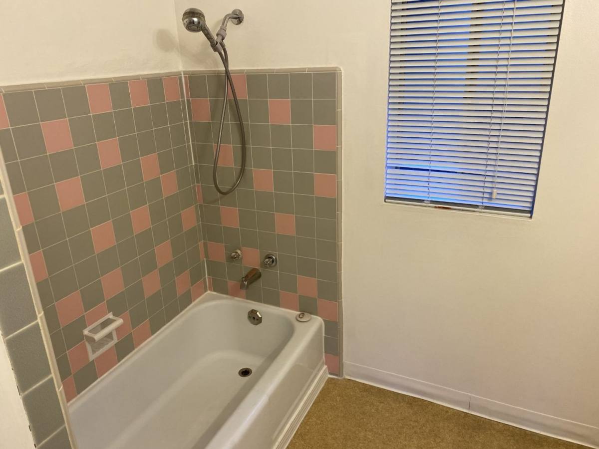Apartment for rent at 934 Georgia St, Vallejo, CA 94590