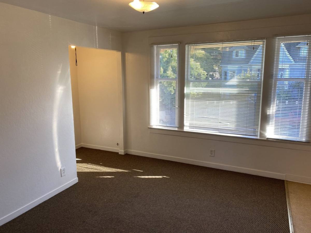 Apartment for rent at 934 Georgia St, Vallejo, CA 94590