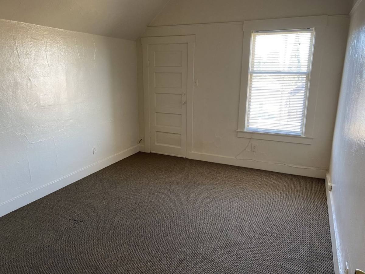 Apartment for rent at 934 Georgia St, Vallejo, CA 94590