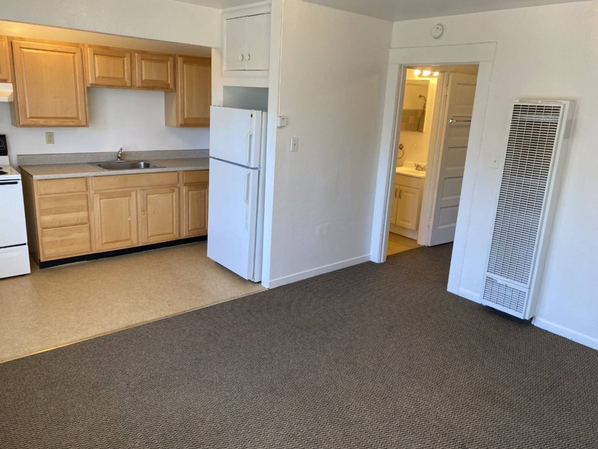 Apartment for rent at 934 Georgia St, Vallejo, CA 94590