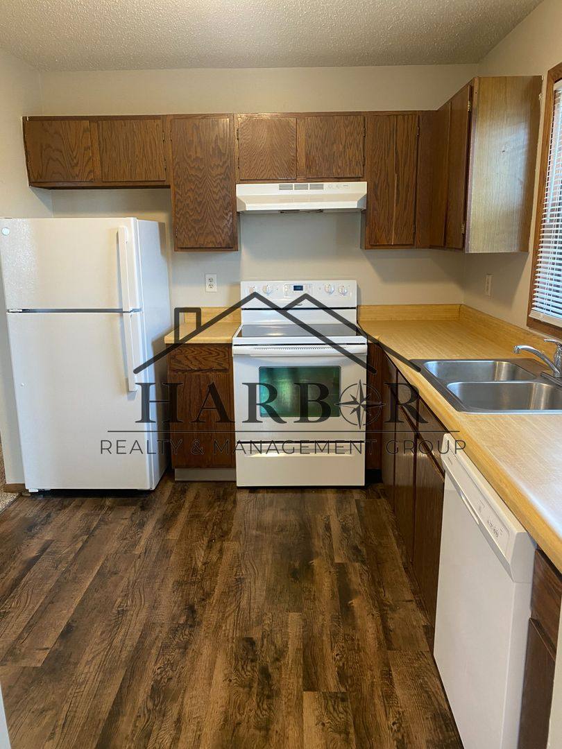 Apartment for rent at 2426 30th Ave NW #D, Rochester, MN 55901