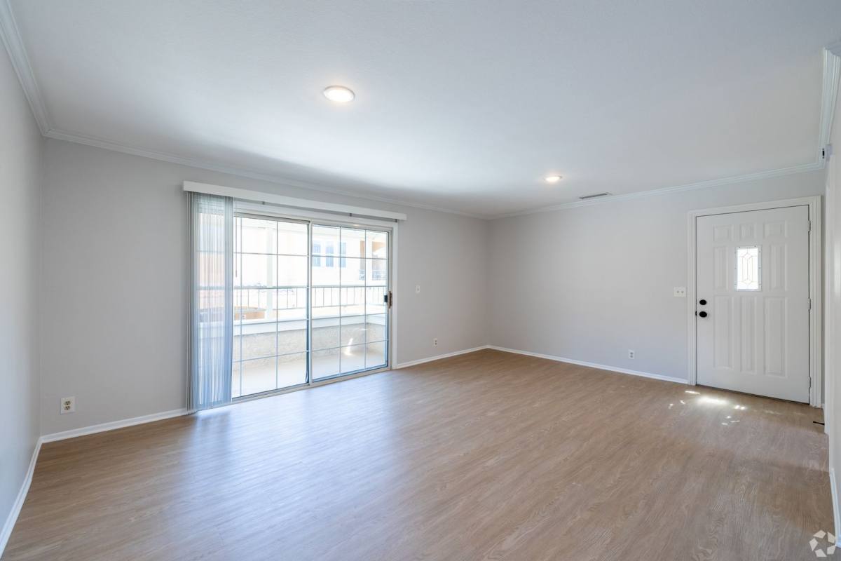 Townhouse for rent at 5302 Colodny Dr, Agoura Hills, CA 91301