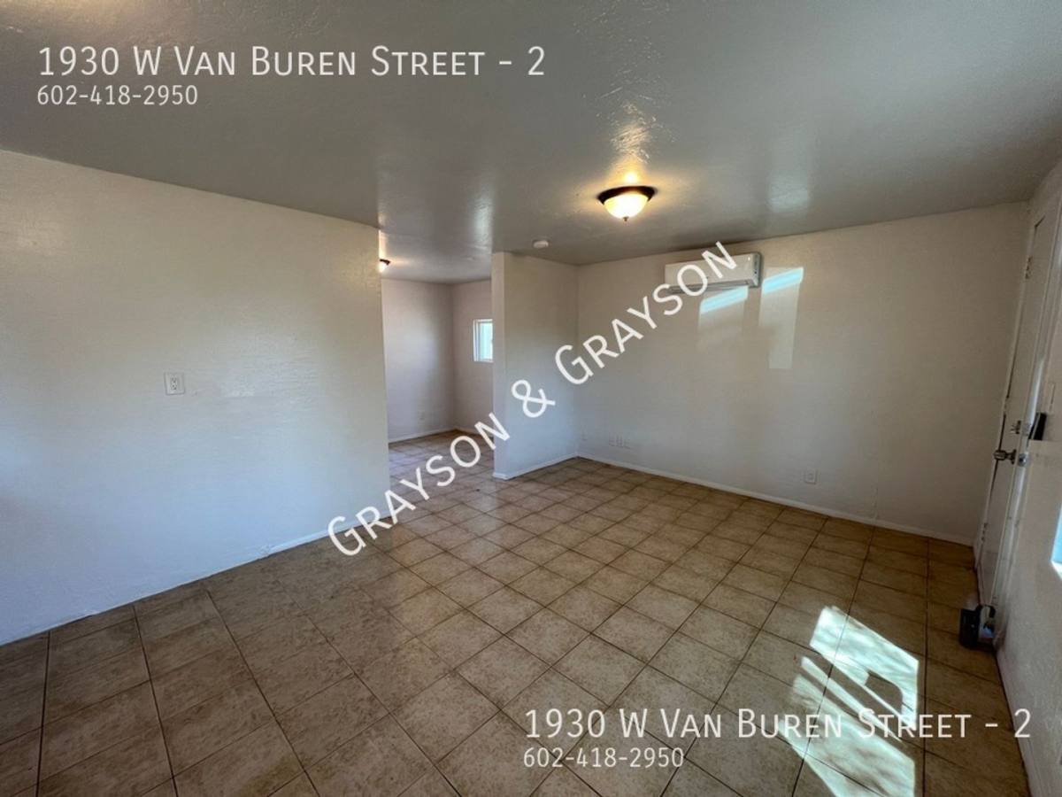 Apartment for rent at 1930 W Van Buren St, Phoenix, AZ 85009