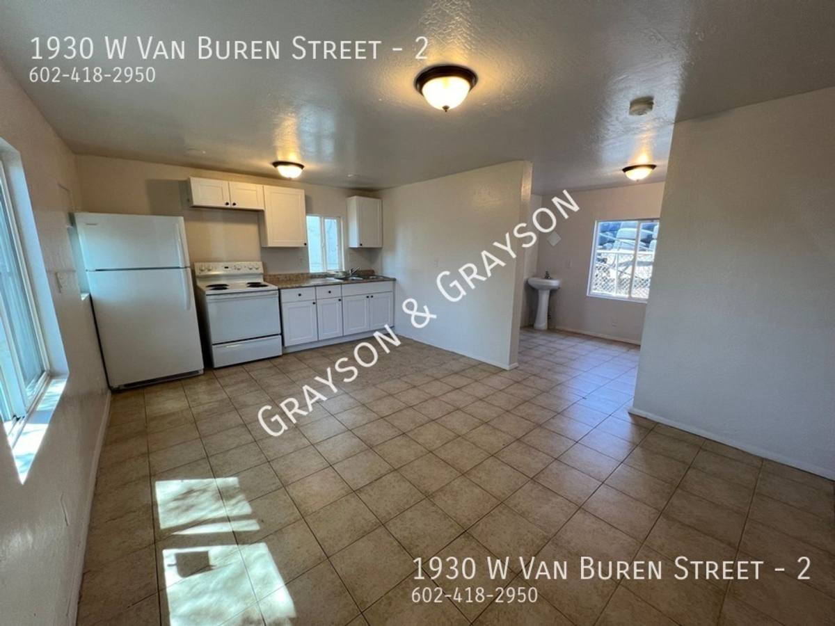 Apartment for rent at 1930 W Van Buren St, Phoenix, AZ 85009