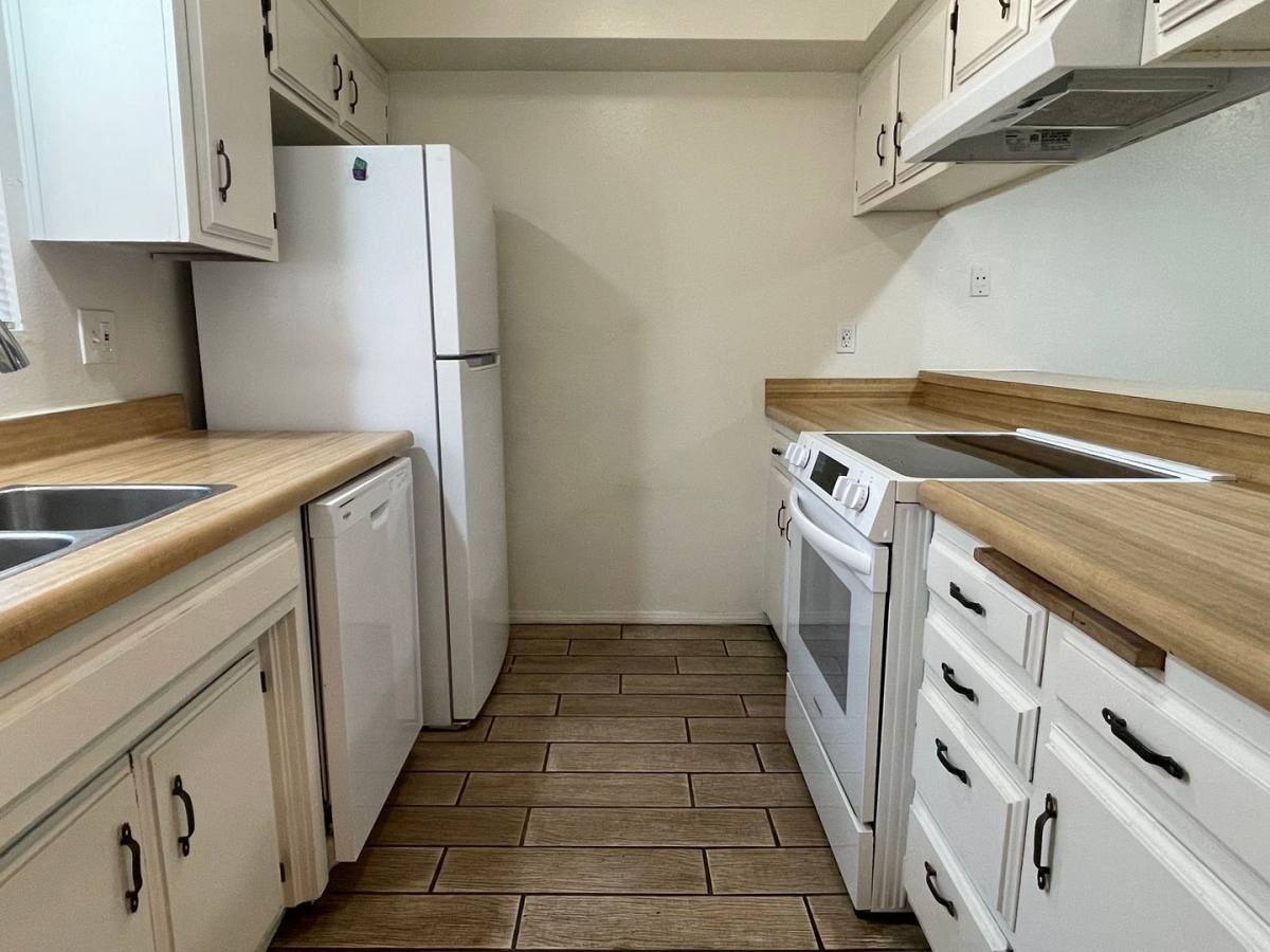 Apartment for rent at 4504 Tierra Verde St, Bakersfield, CA 93301
