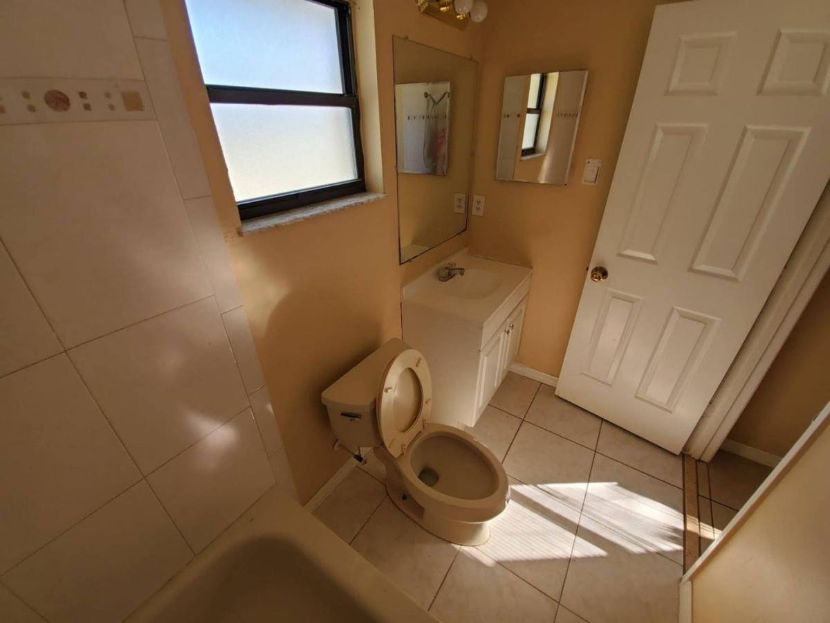 House for rent at 837 Del Prado Dr, Kissimmee, FL 34758