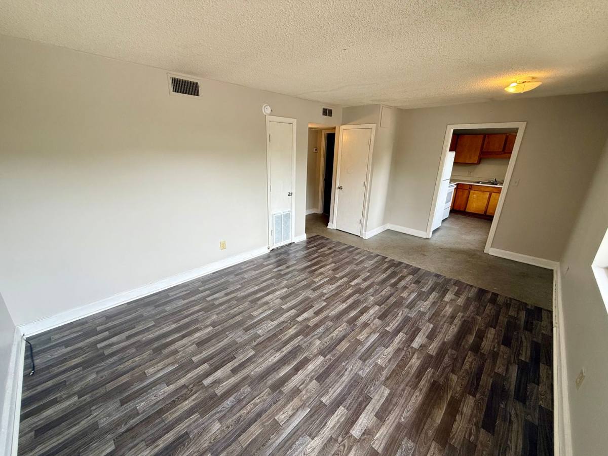 Apartment for rent at 11 Loring Dr, Sumter, SC 29150