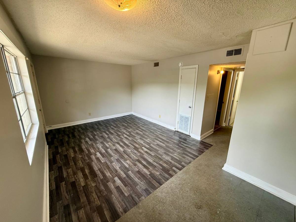 Apartment for rent at 11 Loring Dr, Sumter, SC 29150