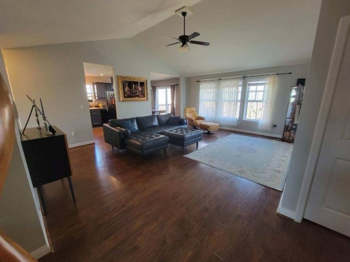 House for rent at 230 Settlers Pass, Waynesville, MO 65583