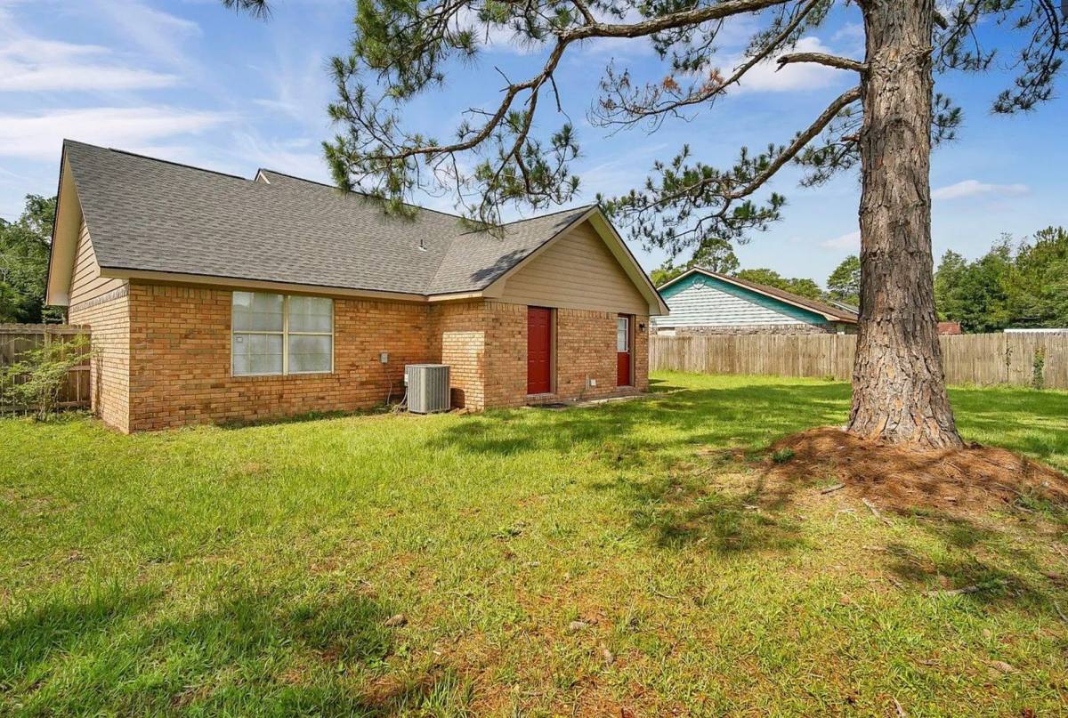House for rent at 1308 Tower Dr, Hinesville, GA 31313