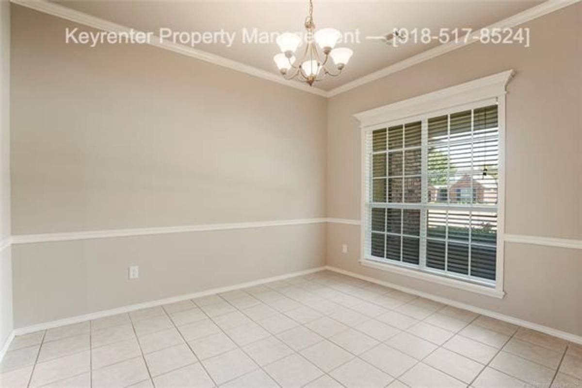House for rent at 11906 S Juniper Court, Jenks, OK 74037