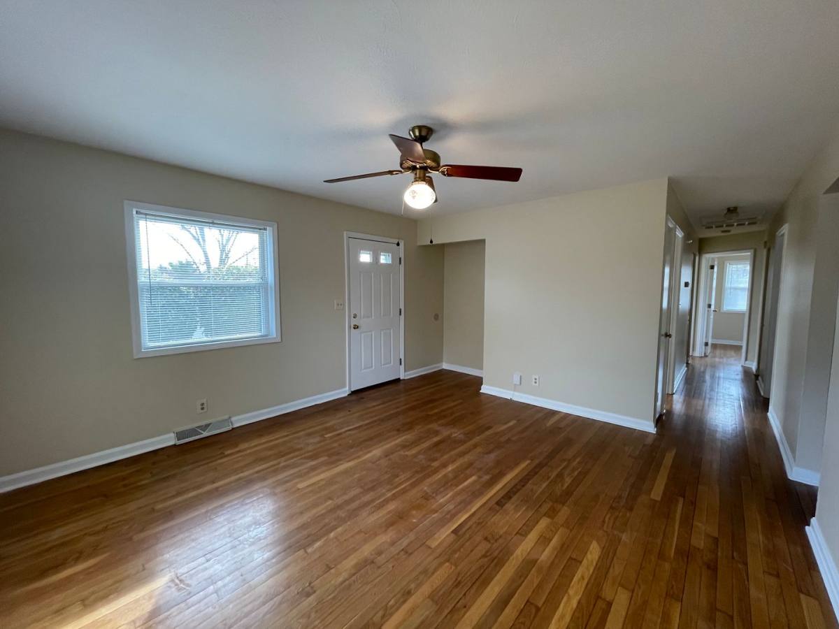 House for rent at 305 Harvard Dr, Lexington, KY 40517
