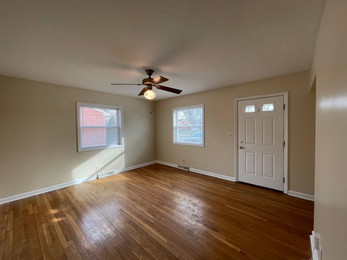 House for rent at 305 Harvard Dr, Lexington, KY 40517