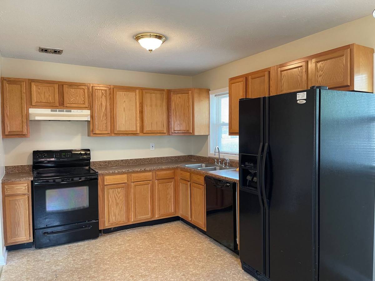 House for rent at 305 Harvard Dr, Lexington, KY 40517