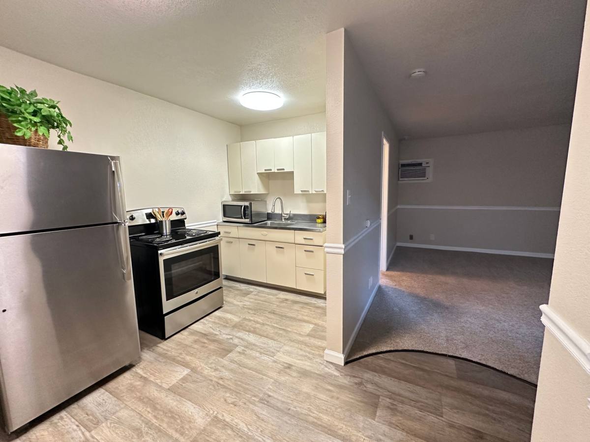 Apartment for rent at 1716 O St, Sacramento, CA 95811