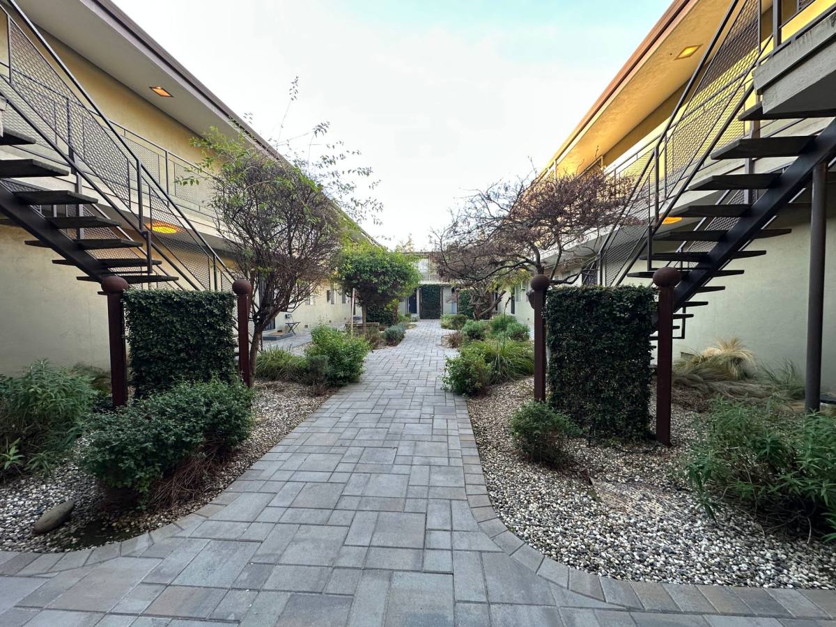 Apartment for rent at 1716 O St, Sacramento, CA 95811