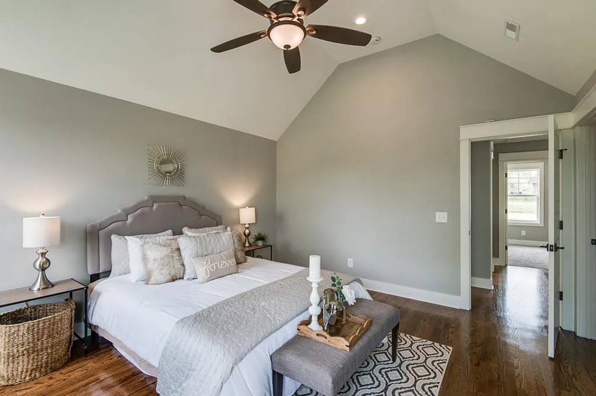 House for rent at 2017 B 12th Ave N, Nashville, TN 37208