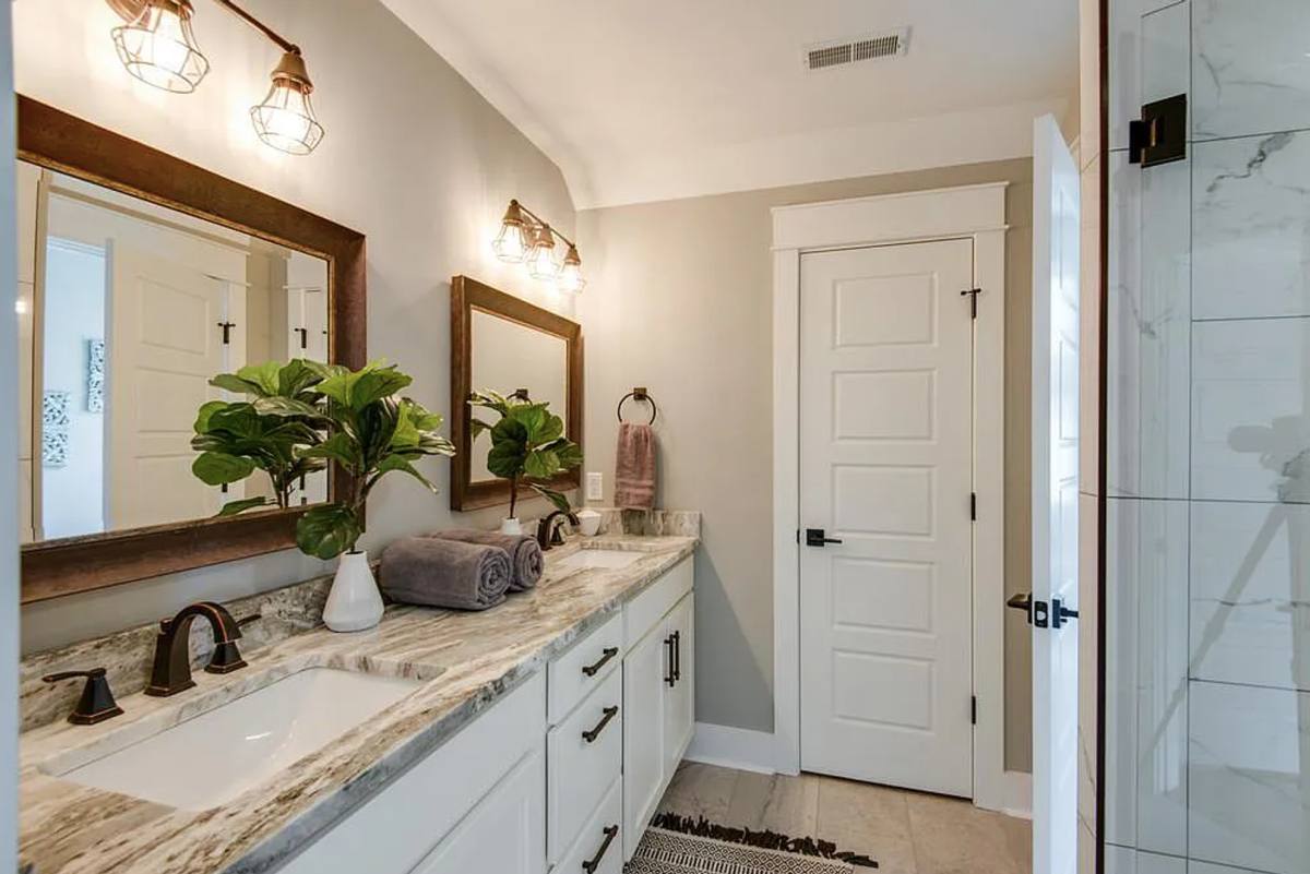 House for rent at 2017 B 12th Ave N, Nashville, TN 37208