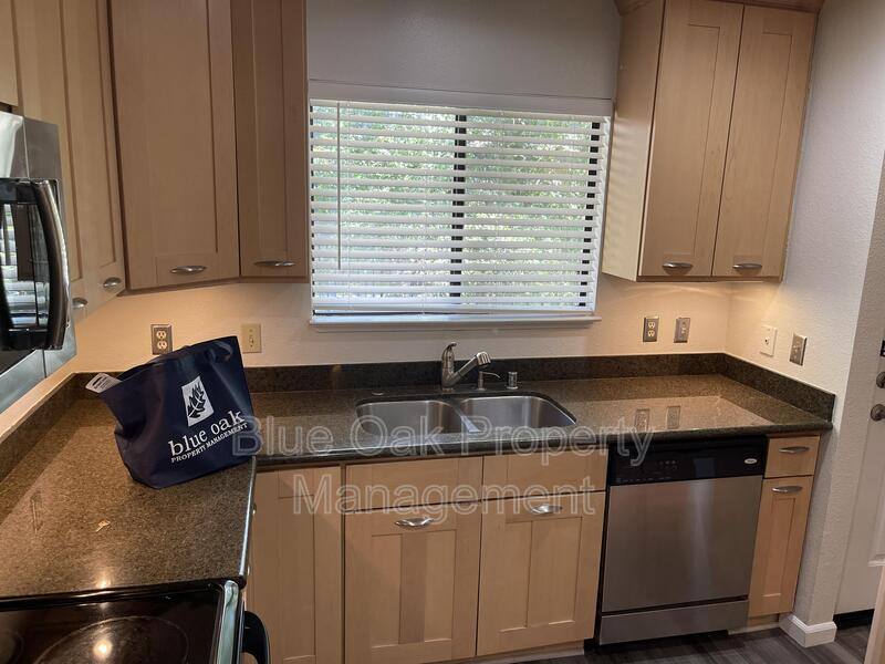 Condo for rent at 1420 Sherman Ave #16, Chico, CA 95926