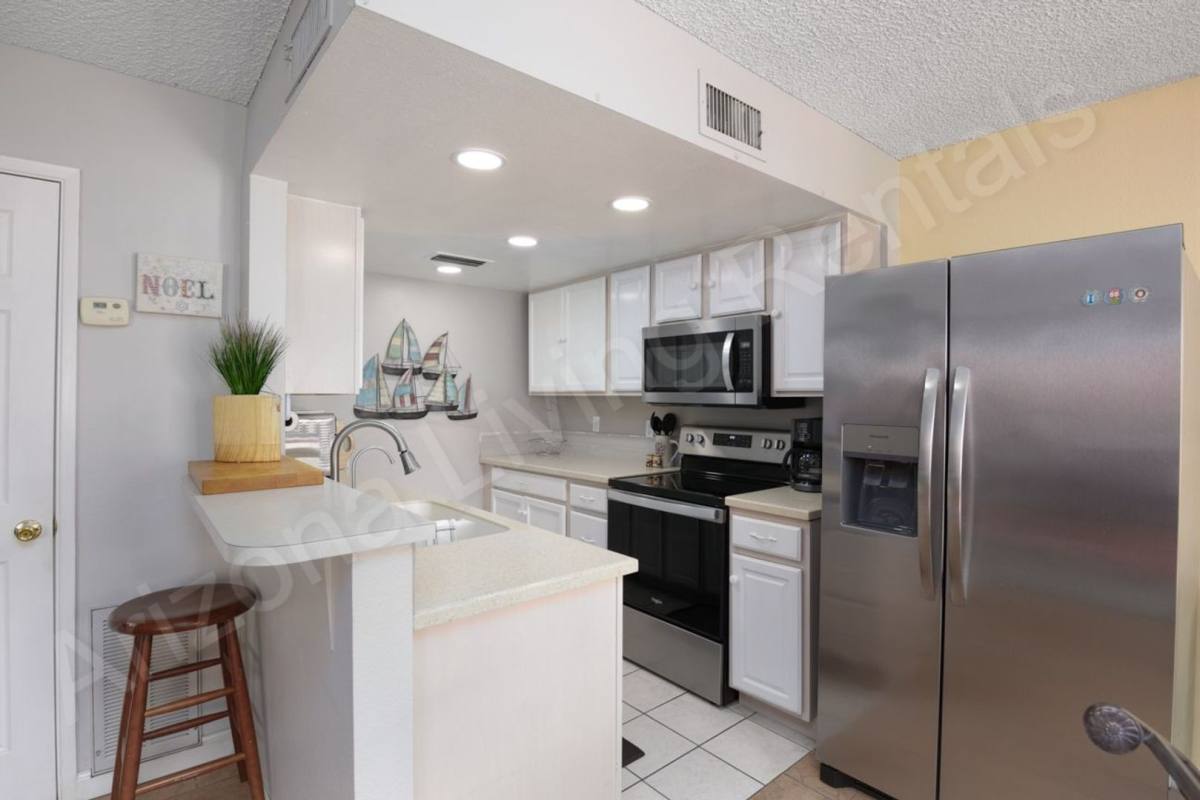 Apartment for rent at 1719 Los Lagos Dr, Lake Havasu City, AZ 86403