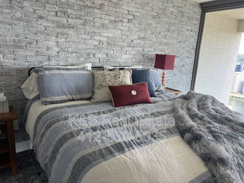 Condo for rent at 111 Grandview Ave #702, Pittsburgh, PA 15211