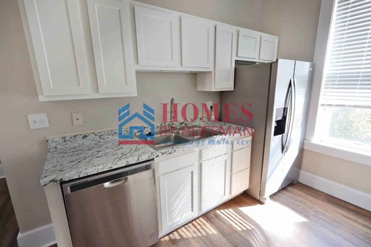 Apartment for rent at 110 E Powell Ave, Evansville, IN 47713