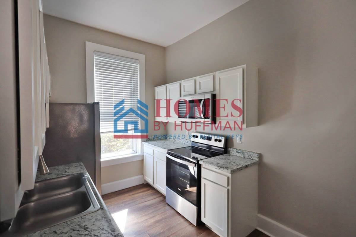 Apartment for rent at 110 E Powell Ave, Evansville, IN 47713