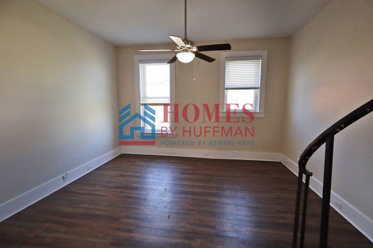 Apartment for rent at 110 E Powell Ave, Evansville, IN 47713