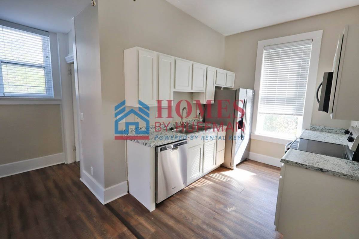 Apartment for rent at 110 E Powell Ave, Evansville, IN 47713