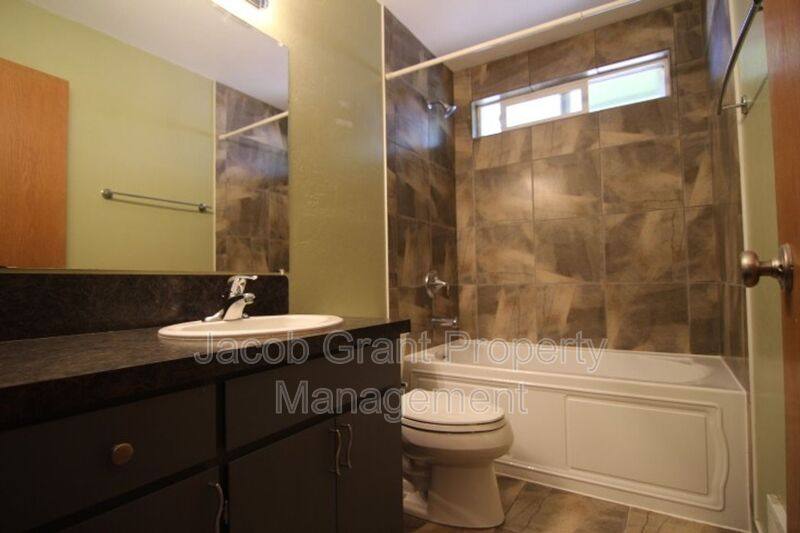 360 N Fanning, Idaho Falls, ID 83401 - House for Rent - Image 5