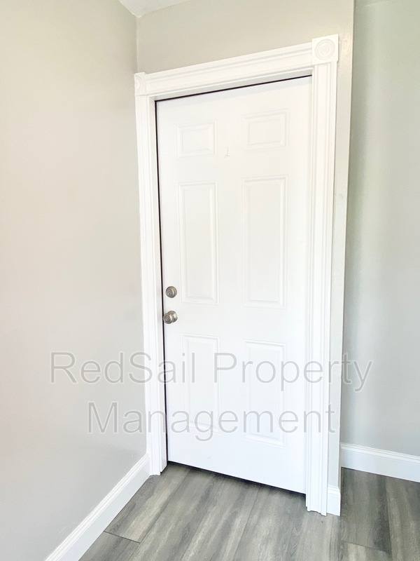 Apartment for rent at 1240 24th St #B, Newport News, VA 23607