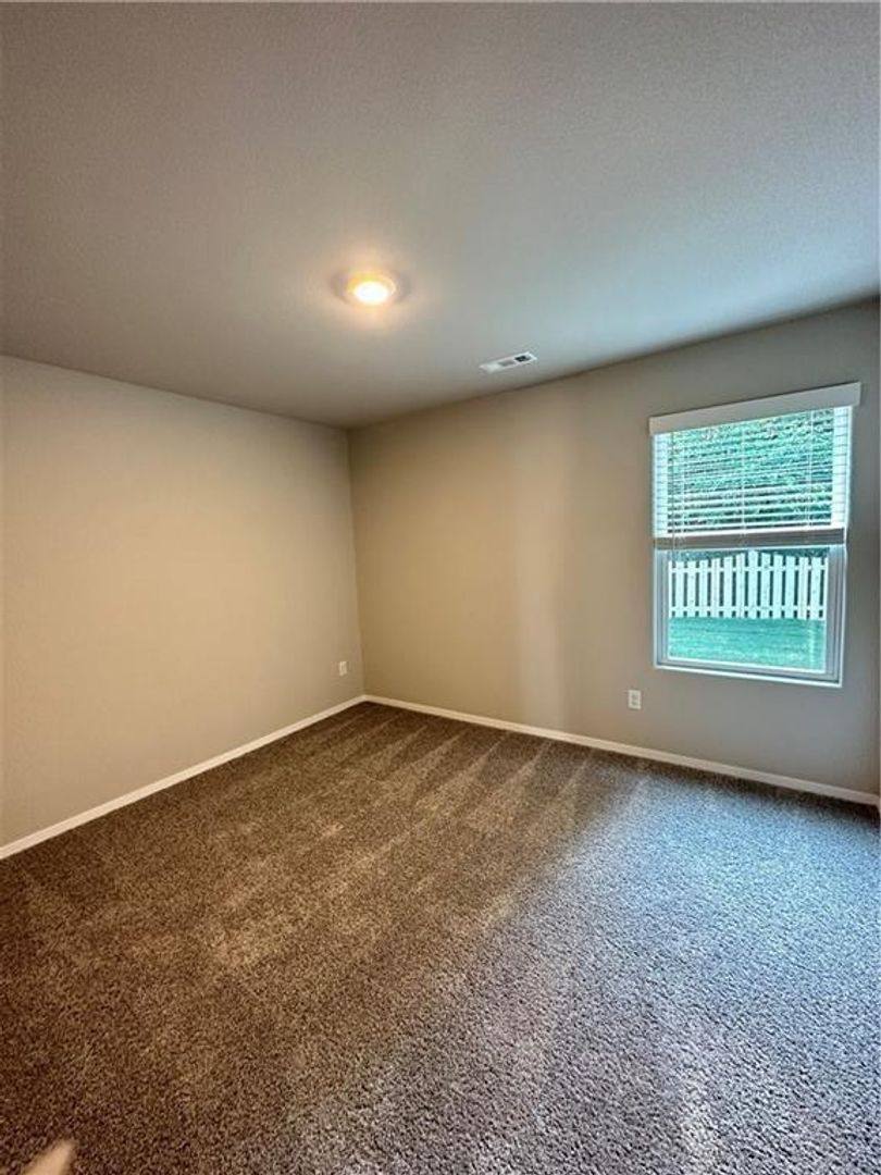 House for rent at 6801 SW Chestnut Hill Rd, Bentonville, AR 72713