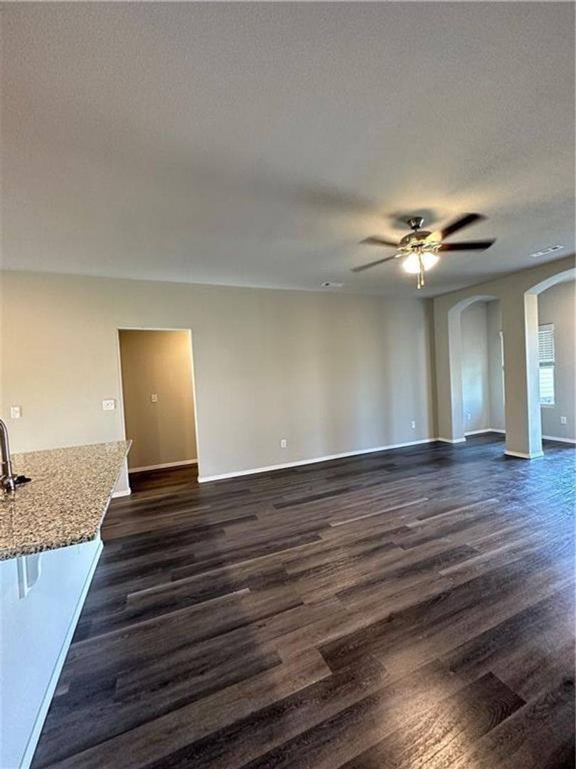 House for rent at 6801 SW Chestnut Hill Rd, Bentonville, AR 72713