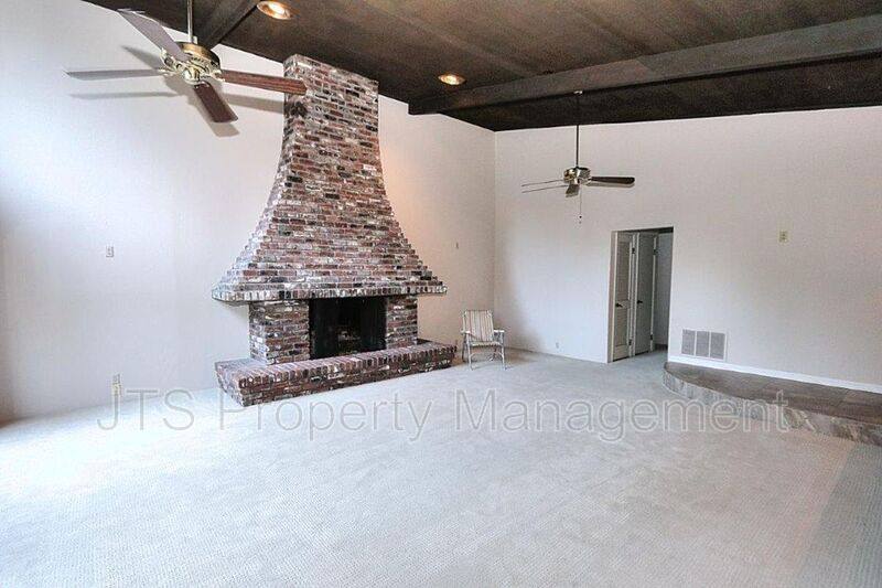 Apartment for rent at 1060 Sand Bar Circle, Carmichael, CA 95608