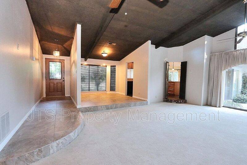 Apartment for rent at 1060 Sand Bar Circle, Carmichael, CA 95608