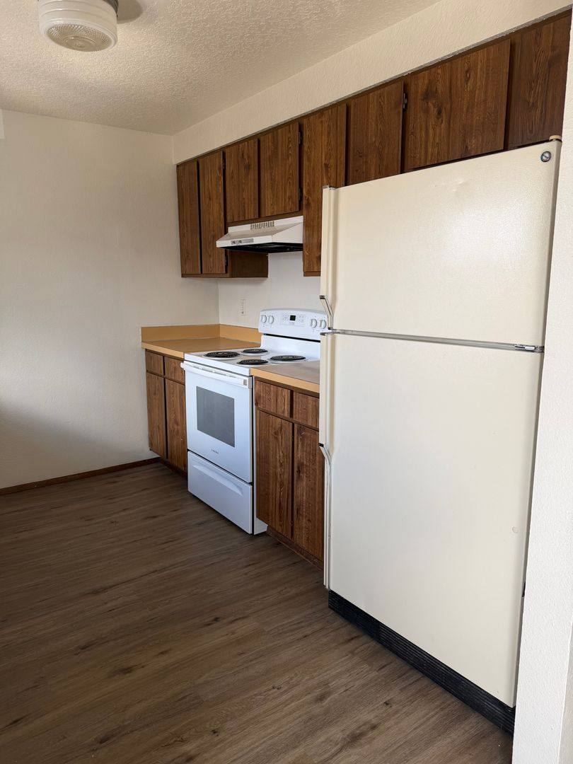 225 NW 12th, Pendleton, OR 97801 - House for Rent - Image 2