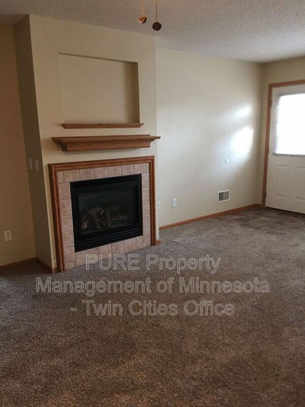 Townhouse for rent at 6444 158th St W, Saint Paul, MN 55124