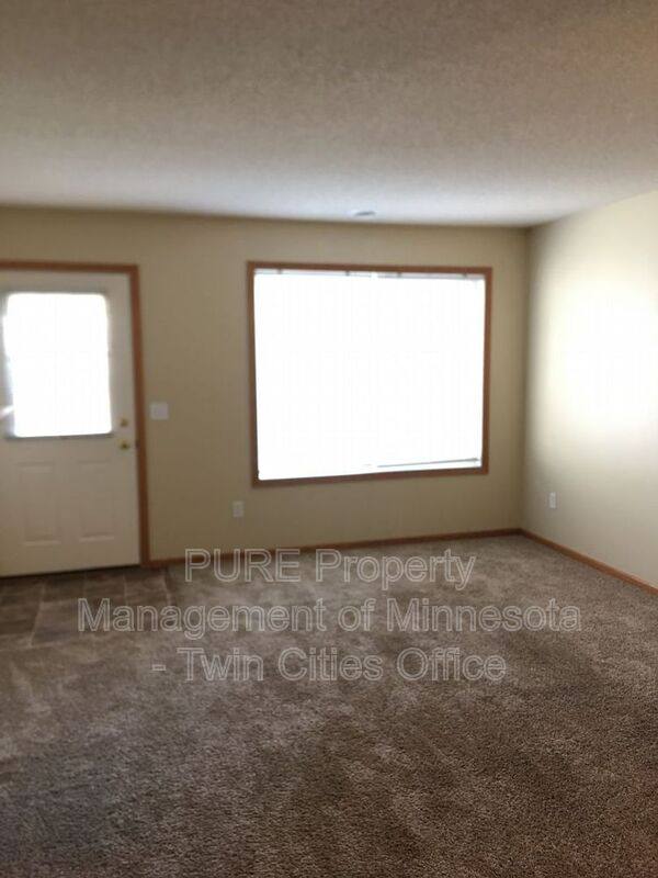 Townhouse for rent at 6444 158th St W, Saint Paul, MN 55124