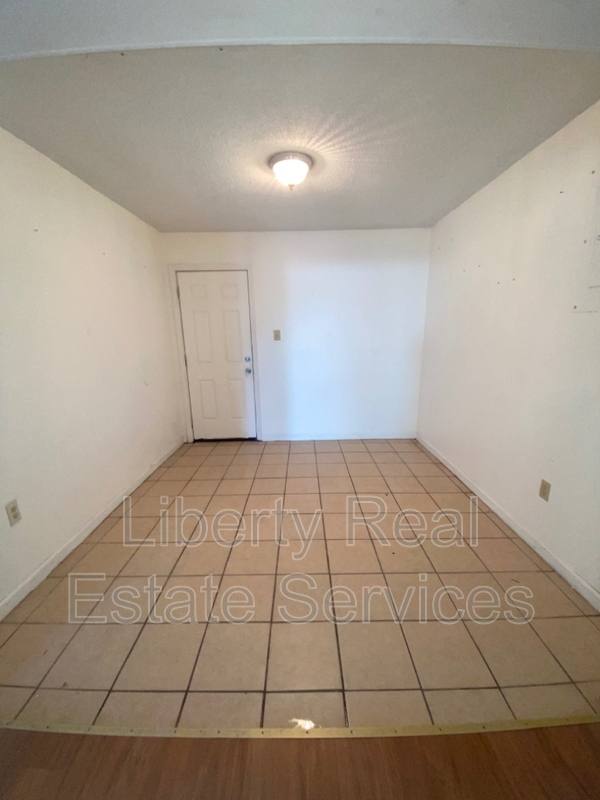 Apartment for rent at 108 Cherokee Circle, Hinesville, GA 31313