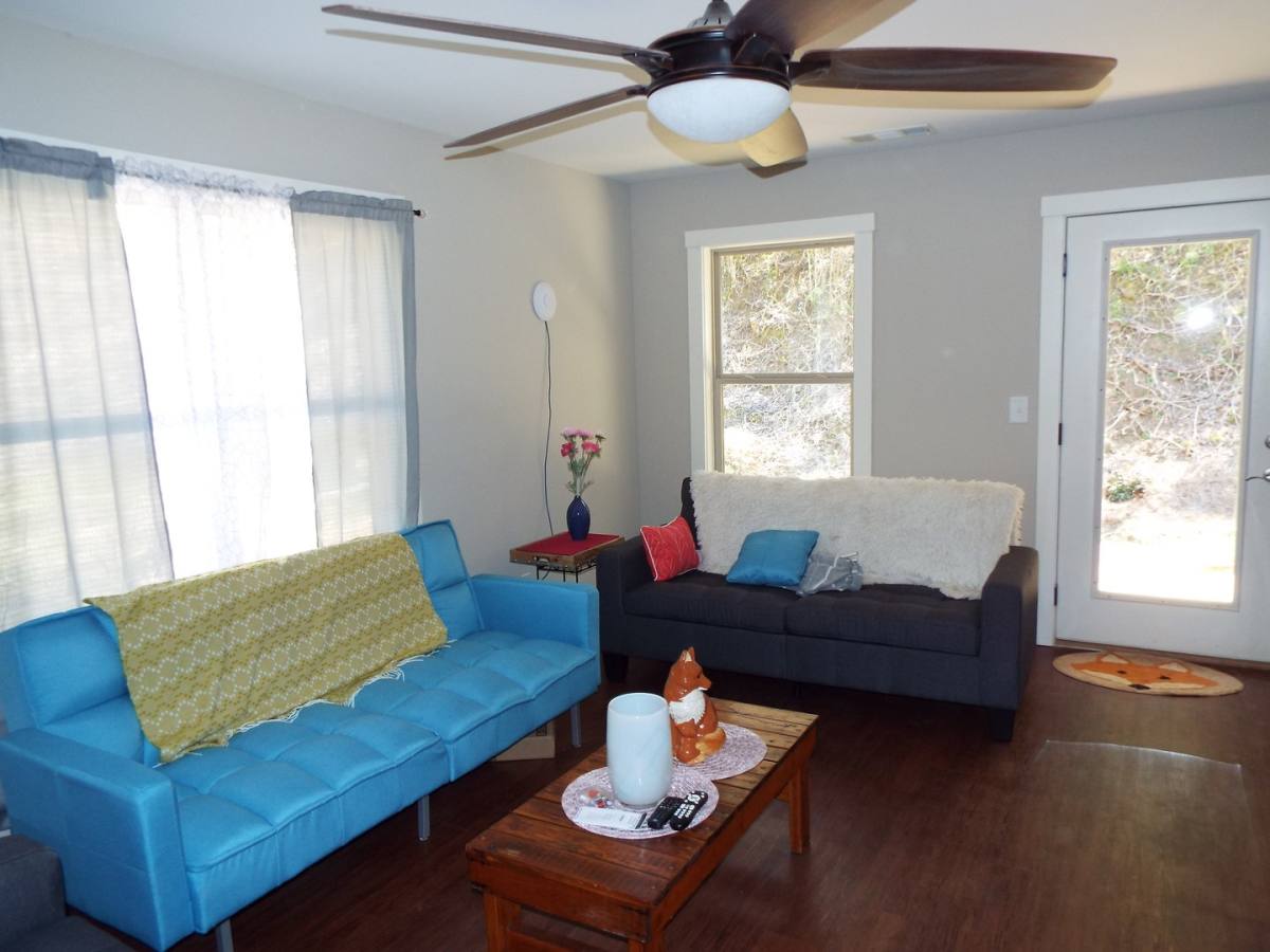 Apartment for rent at 21 Idylwood Dr, Sylva, NC 28779