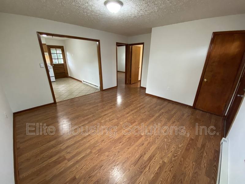Apartment for rent at 120 W Marshall St #2, Wytheville, VA 24382