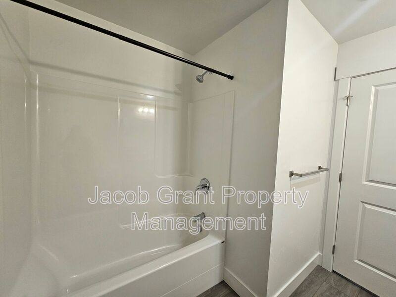 Apartment for rent at 6133 Freedom Rd #4, Idaho Falls, ID 83401