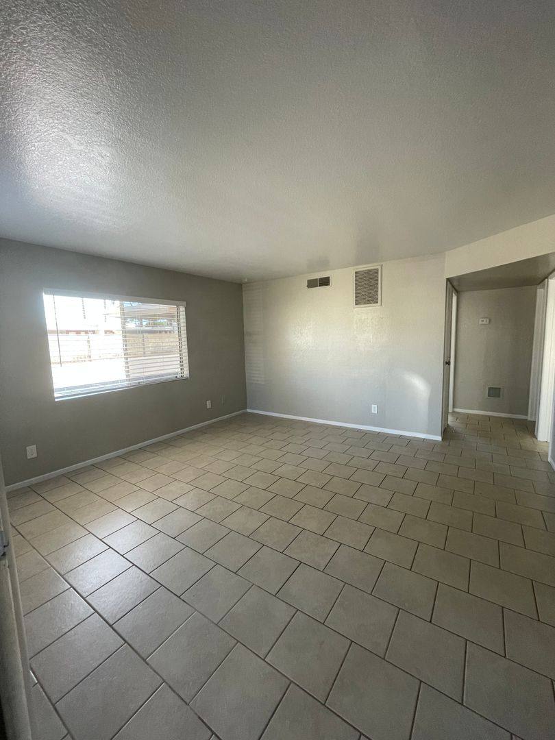 Apartment for rent at 2704 E Turney Ave, Phoenix, AZ 85016